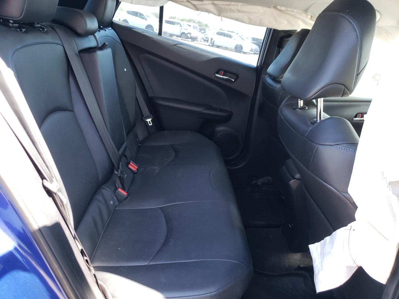 Photo 6 from auction – 2016 TOYOTA PRIUS with VIN JTDKARFU1G3520544