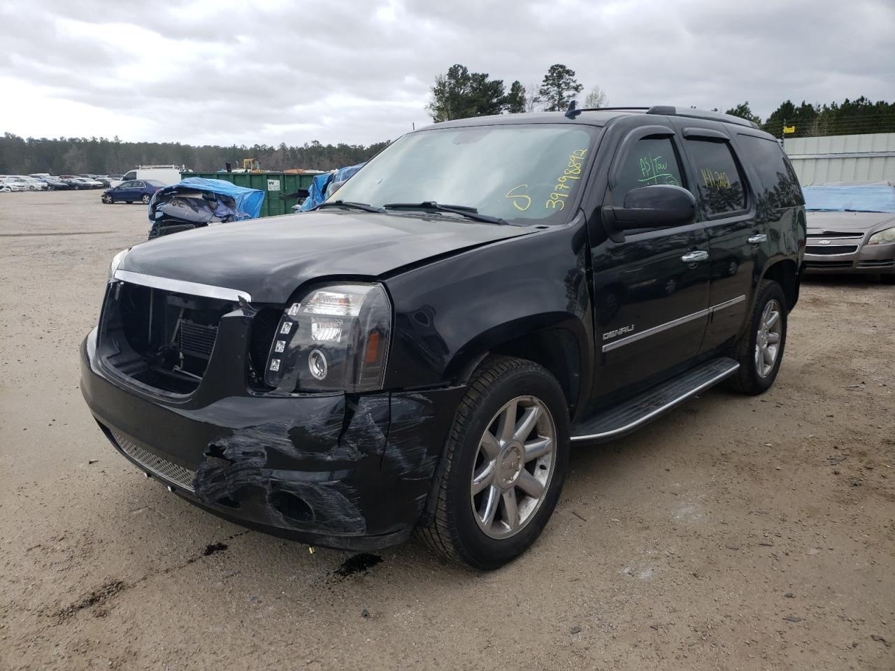 Photo 2 from auction – 2012 GMC YUKON DENA with VIN 1GKS1EEF9CR259073