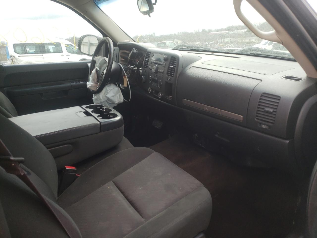 Photo 5 from auction – 2011 GMC SIERRA K15 with VIN 3GTU2VE28BG324749