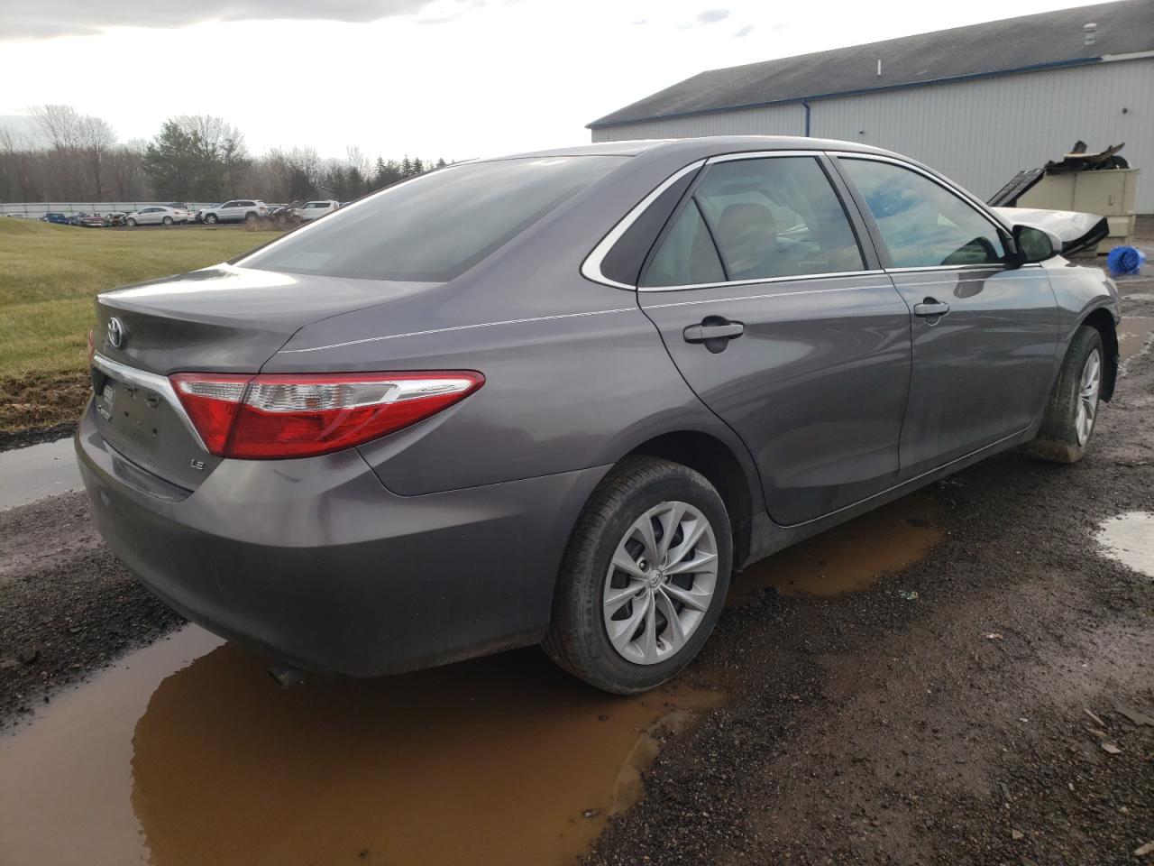 Photo 4 from auction – 2015 TOYOTA CAMRY LE with VIN 4T1BF1FK5FU969781