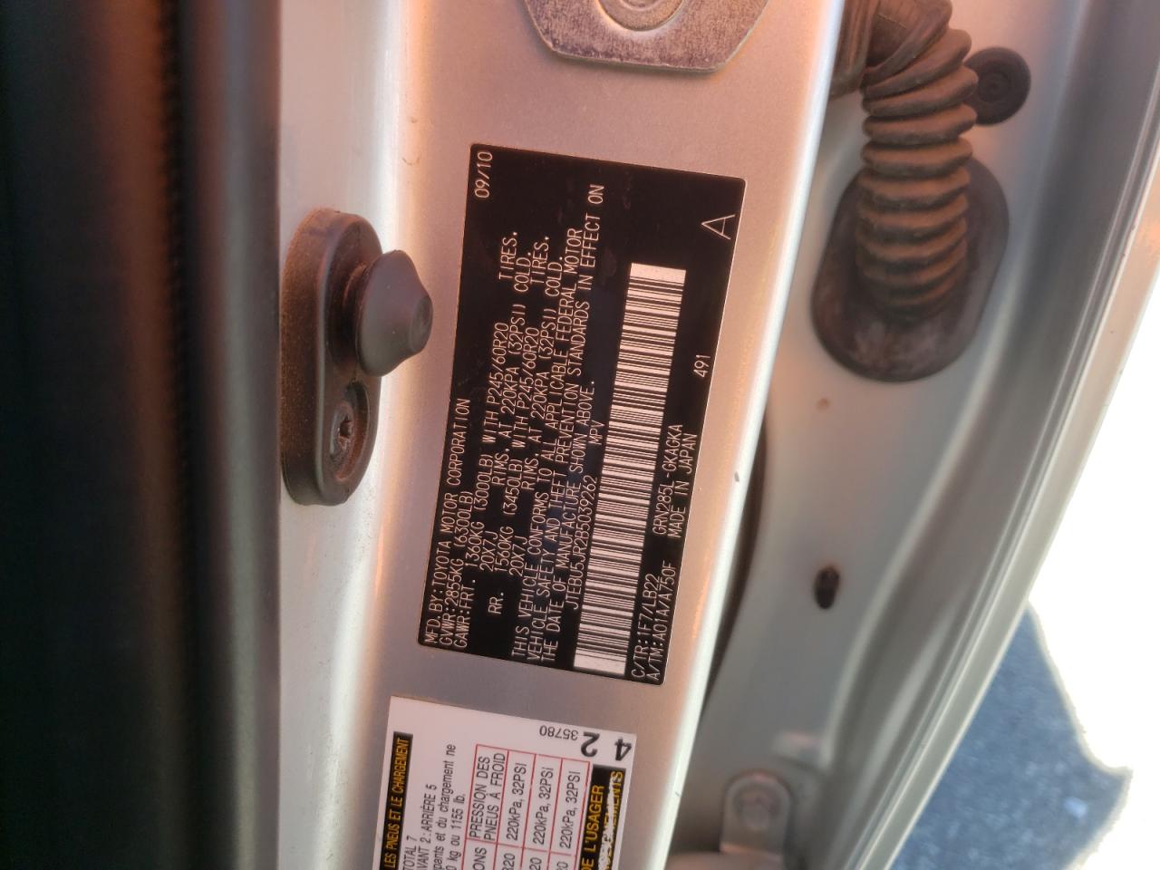 Photo 10 from auction – 2011 TOYOTA 4RUNNER SR with VIN JTEBU5JR2B5039262