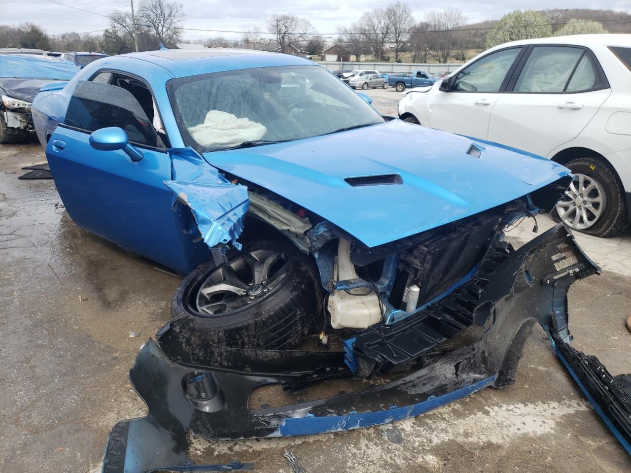 DODGE CHALLENGER 2016 with VIN 2C3CDZBT8GH125075 - Photo from auction