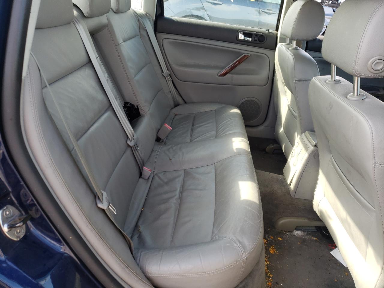 Photo 6 from auction – 2003 VOLKSWAGEN PASSAT GLX with VIN WVWTH63B03P438115