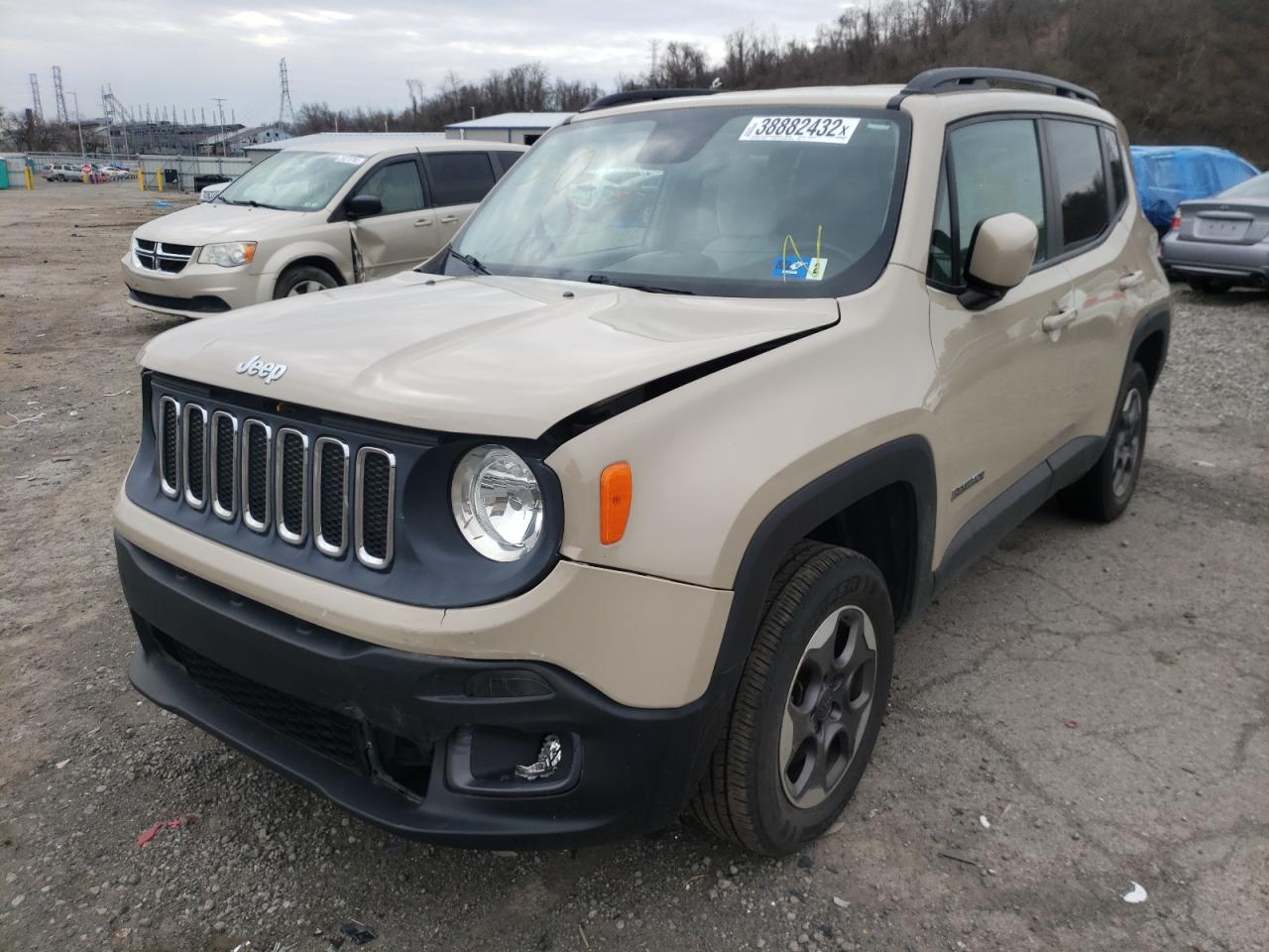 Photo 2 from auction – 2015 JEEP RENEGADE with VIN ZACCJBBH4FPC33245