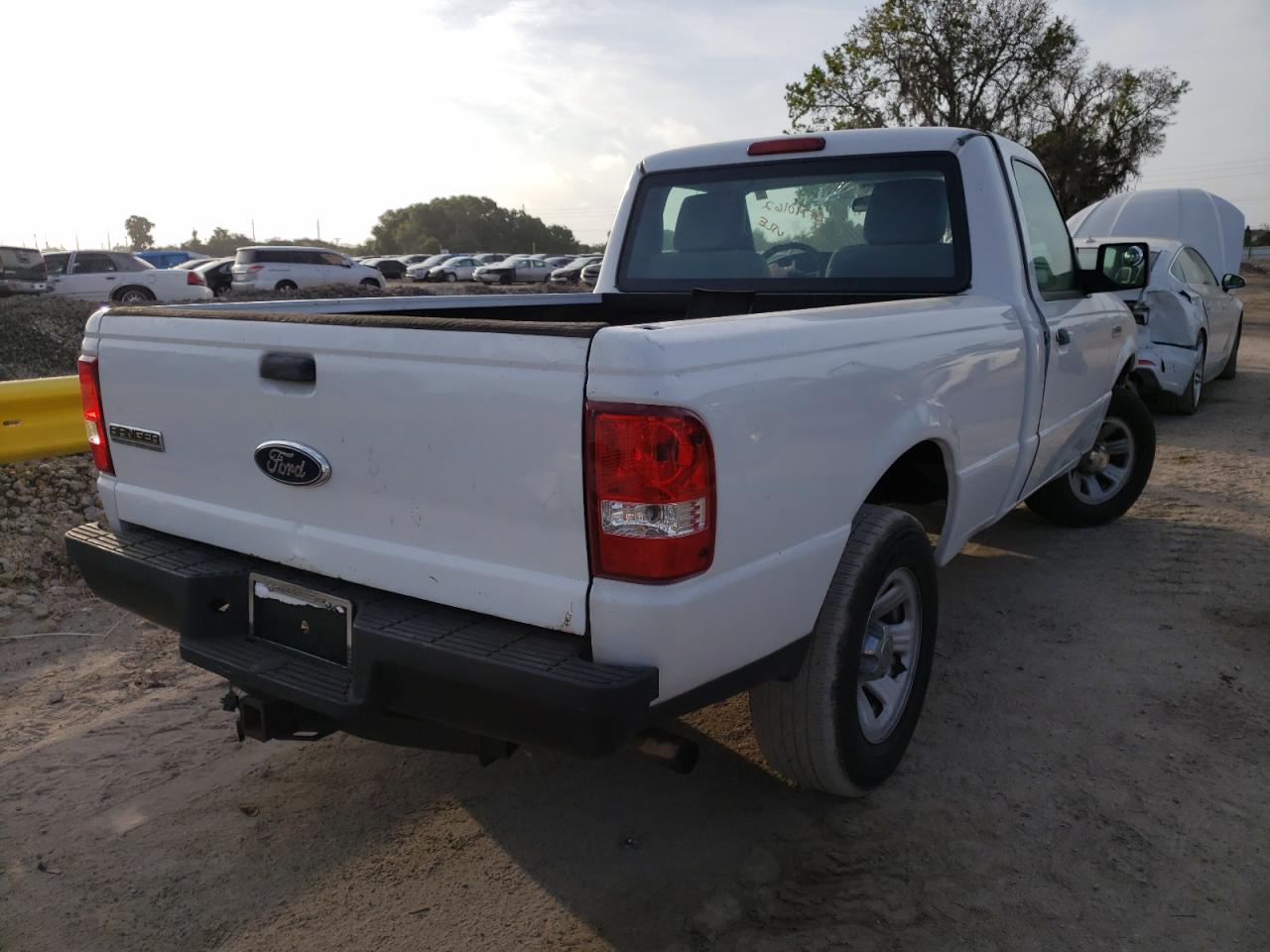 Photo 4 from auction – 2011 FORD RANGER with VIN 1FTKR1AD4BPA95372
