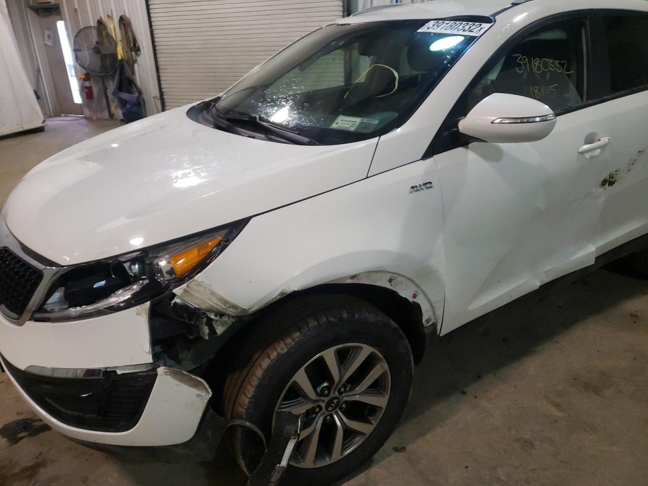 Photo 9 from auction – 2015 KIA SPORTAGE L with VIN KNDPBCAC5F7759746