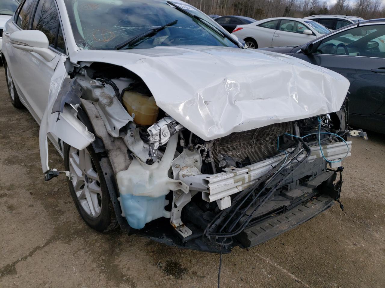 Photo 9 from auction – 2015 FORD FUSION SE with VIN 3FA6P0HD5FR236526