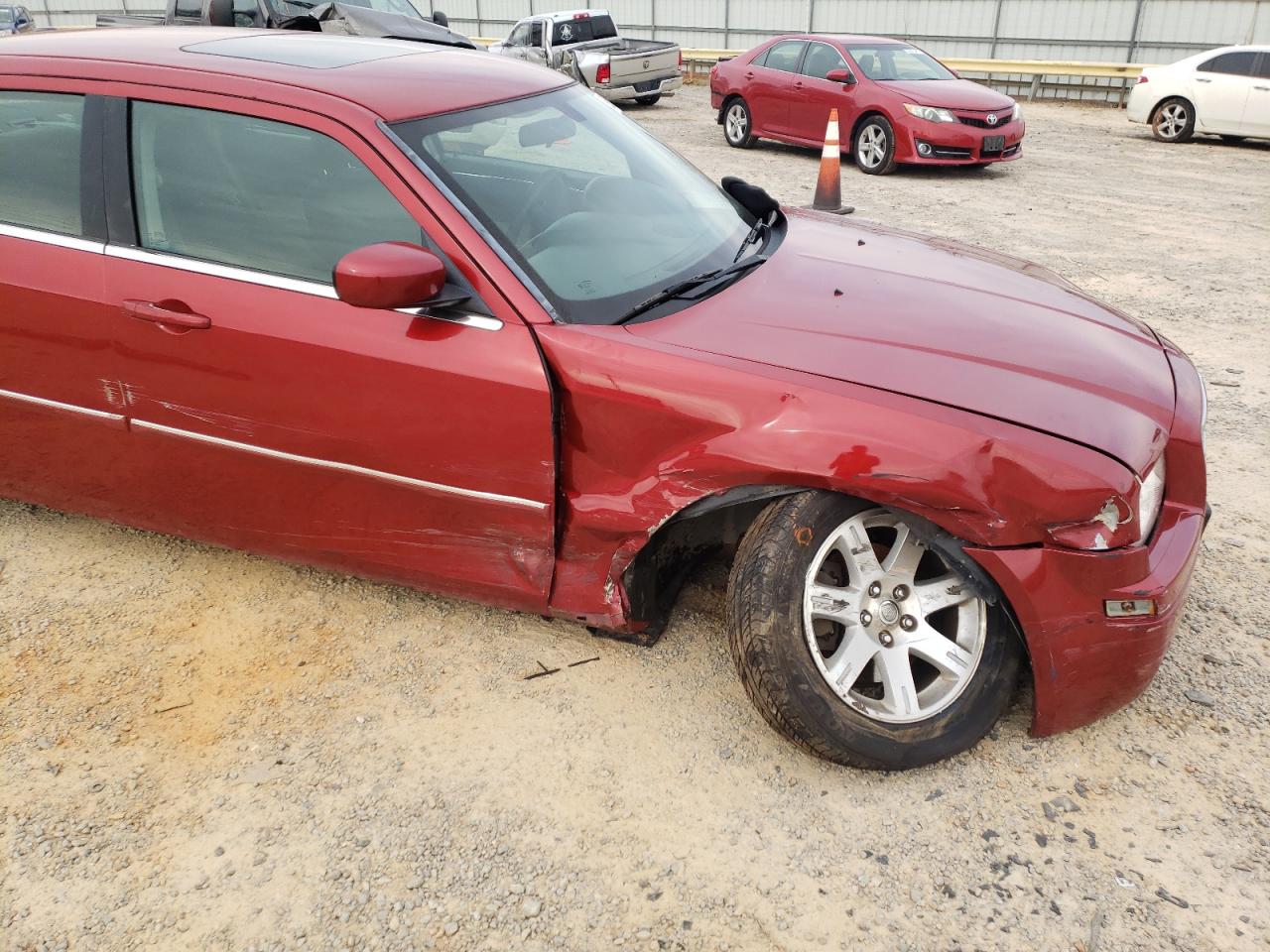 Photo 9 from auction – 2007 CHRYSLER 300 with VIN 2C3LA43R37H860318