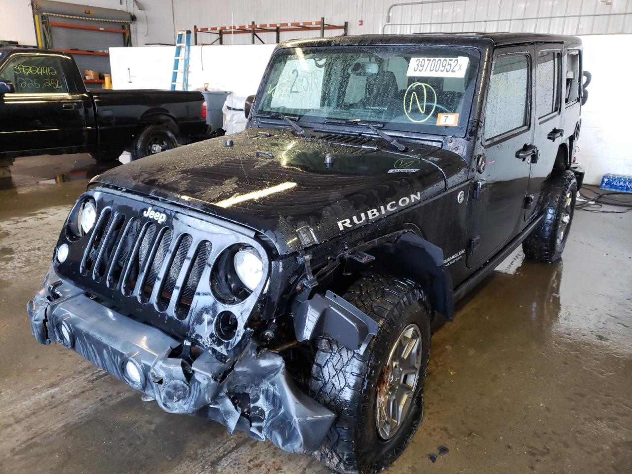 Photo 2 from auction – 2015 JEEP WRANGLER U with VIN 1C4BJWFGXFL586663