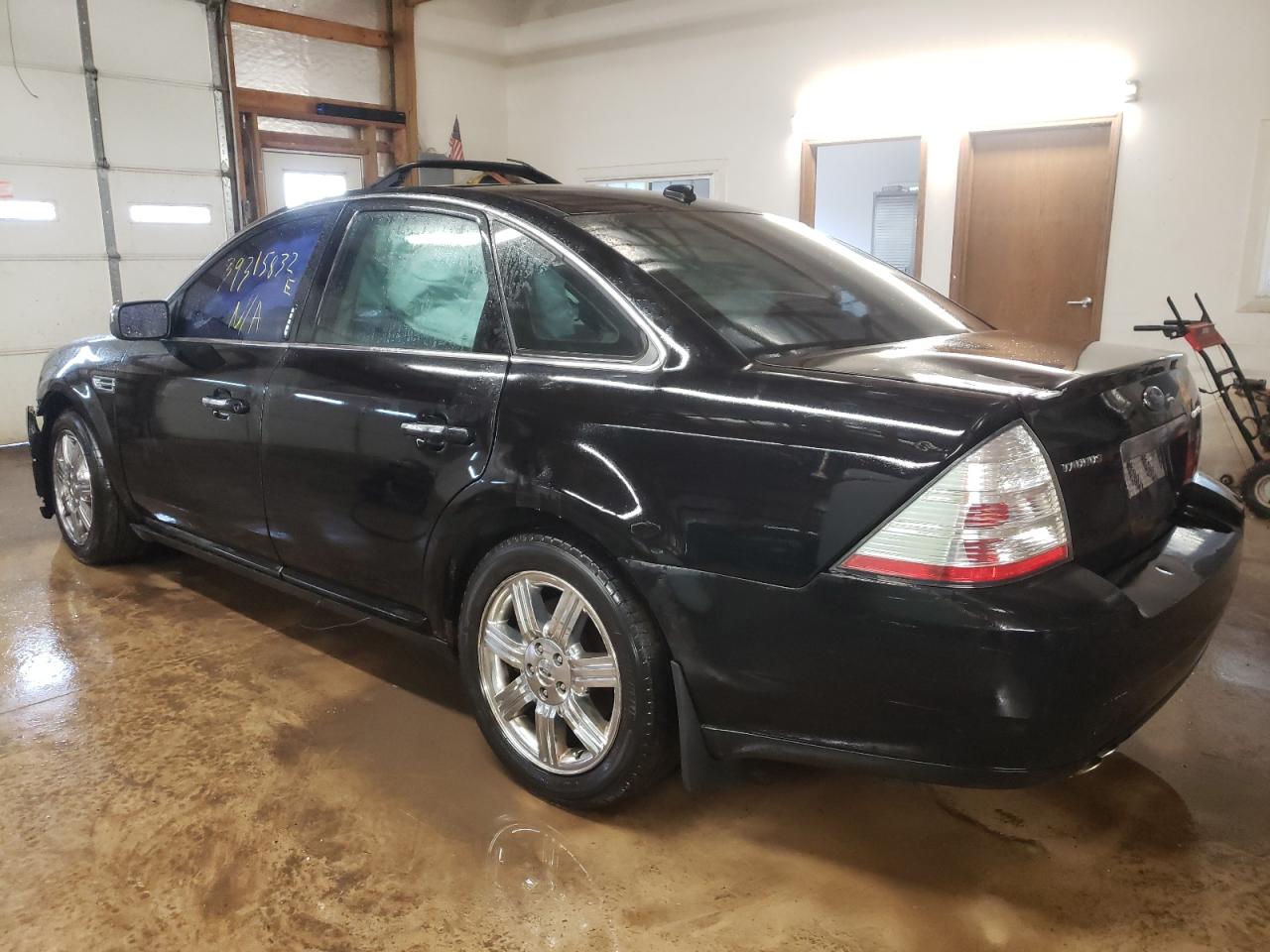 Photo 3 from auction – 2008 FORD TAURUS LIM with VIN 1FAHP25WX8G175386