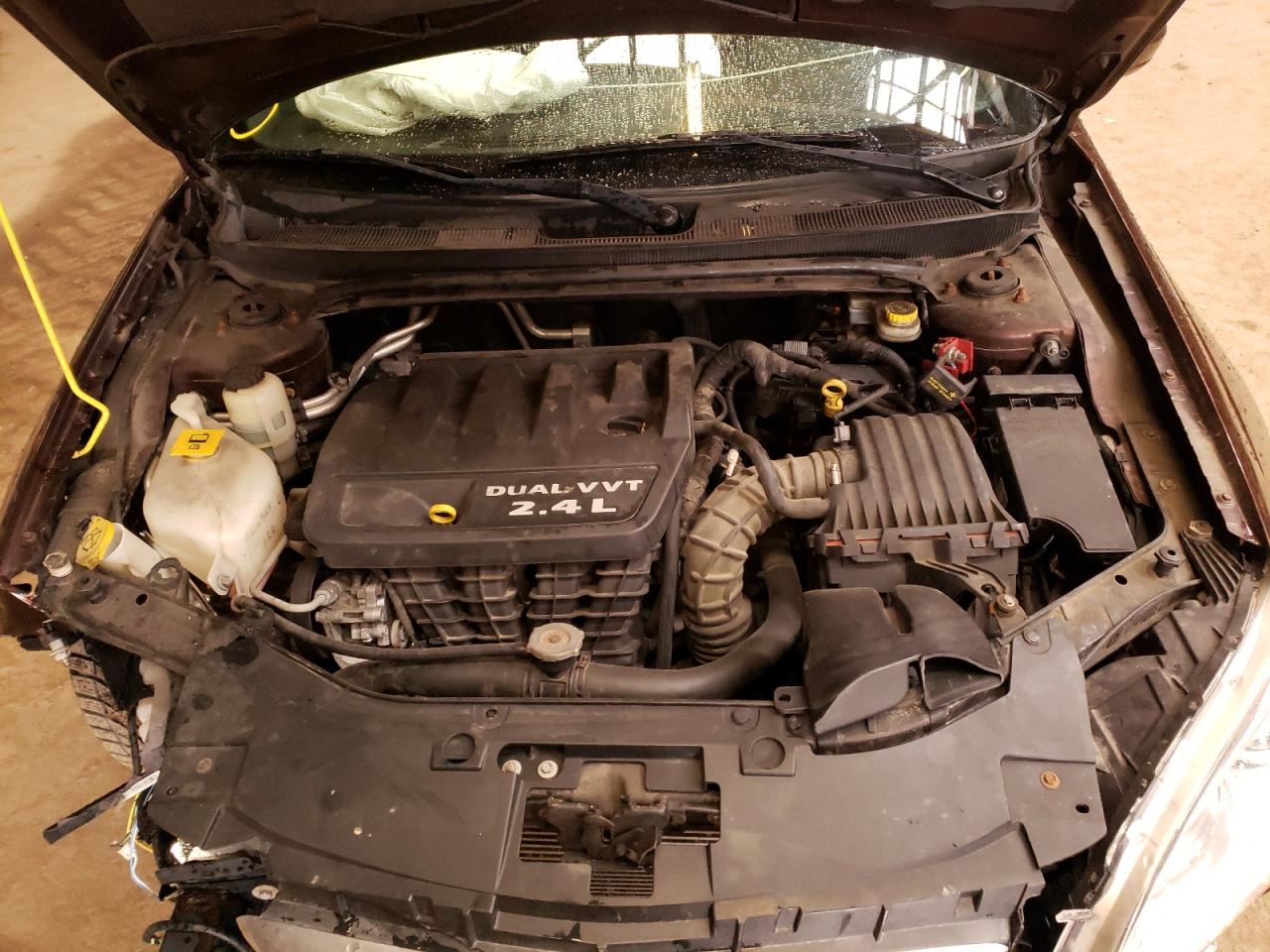 Photo 7 from auction – 2013 CHRYSLER 200 LX with VIN 1C3CCBAB2DN651210