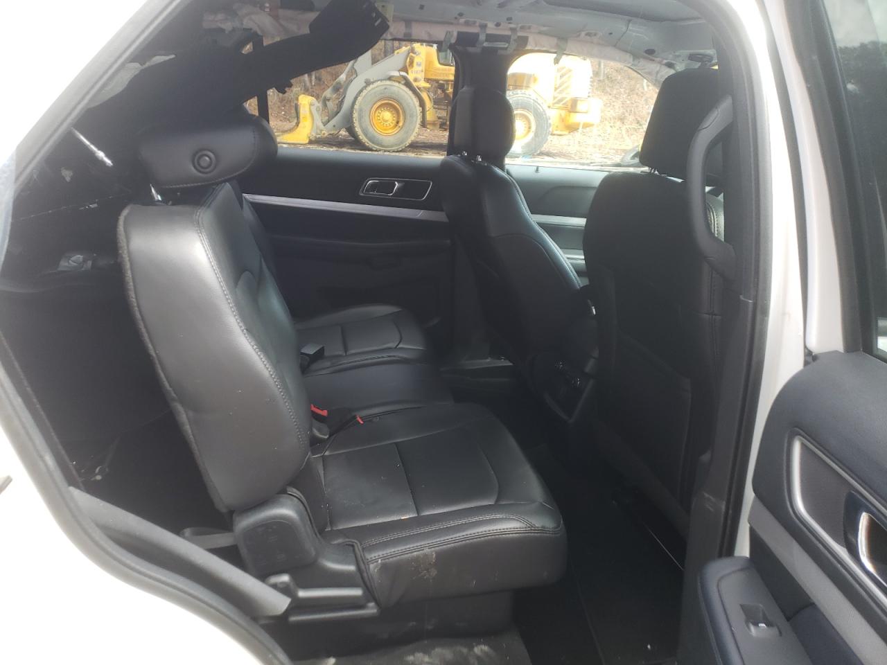 Photo 6 from auction – 2017 FORD EXPLORER X with VIN 1FM5K7D83HGD77803