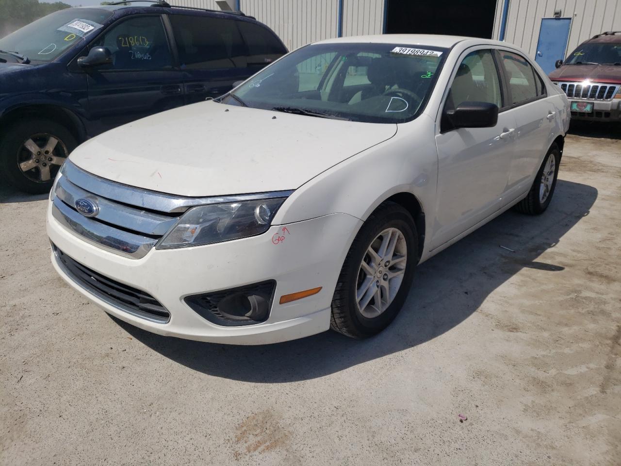 Photo 2 from auction – 2010 FORD FUSION S with VIN 3FAHP0GA8AR296647