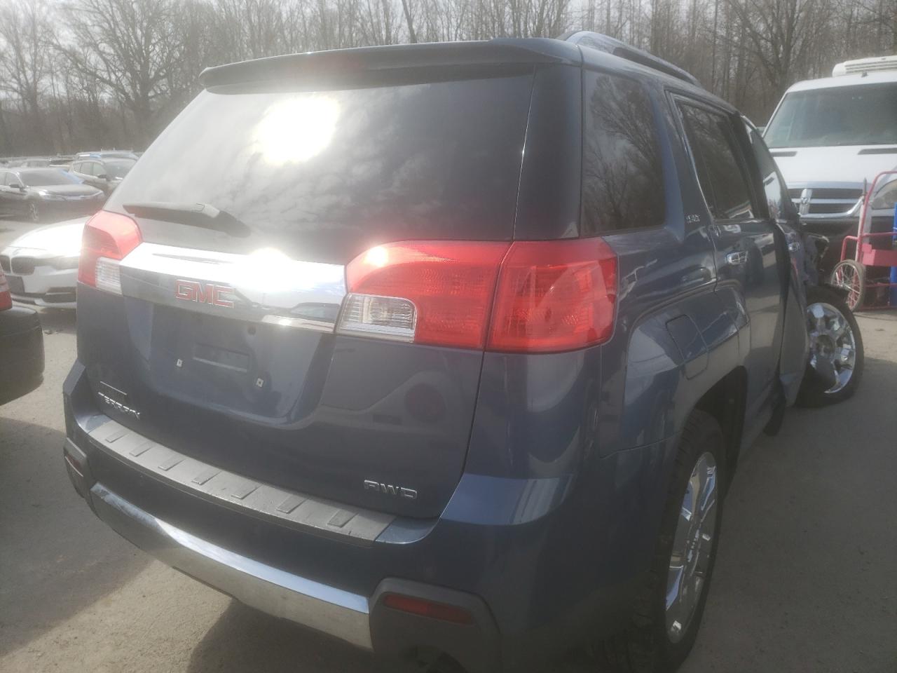 Photo 4 from auction – 2011 GMC TERRAIN SL with VIN 2CTFLXE5XB6245840