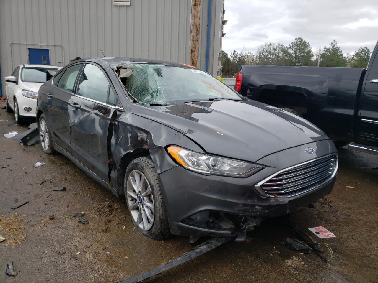 FORD FUSION SE 2017 with VIN 3FA6P0HD2HR410927 - Photo from auction
