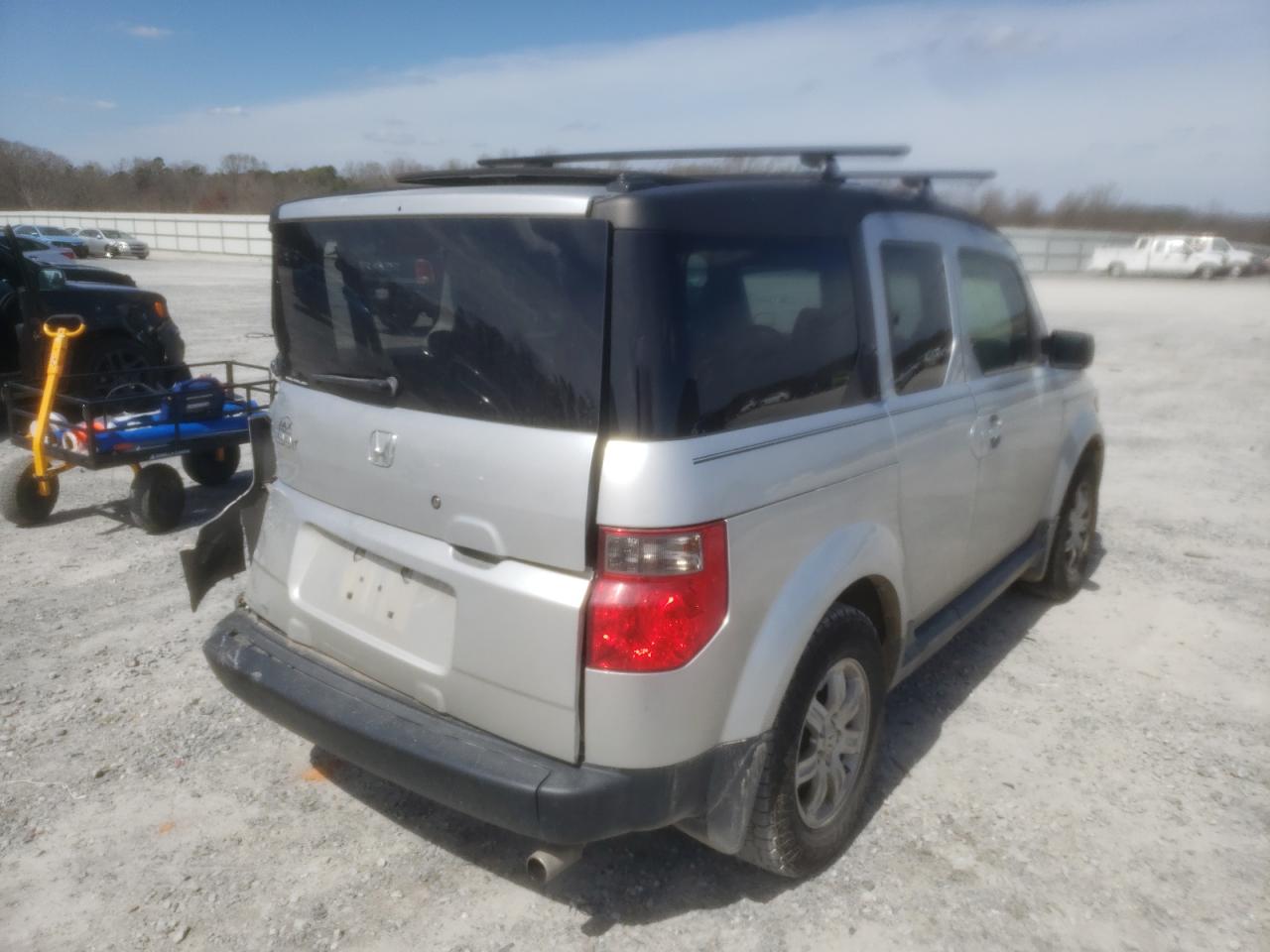 Photo 4 from auction – 2006 HONDA ELEMENT EX with VIN 5J6YH28756L007973