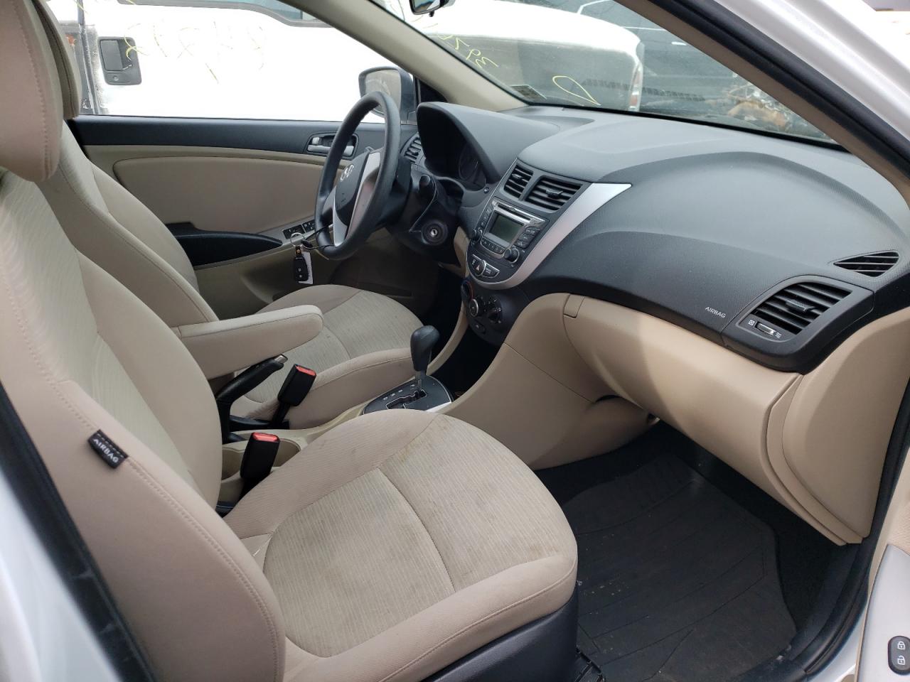 Photo 5 from auction – 2017 HYUNDAI ACCENT SE with VIN KMHCT4AE0HU274952