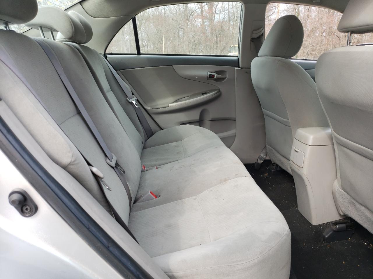 Photo 6 from auction – 2010 TOYOTA COROLLA BA with VIN 2T1BU4EE7AC260444