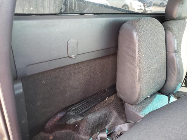 Photo 6 from auction – 2002 CHEVROLET SILVERADO with VIN 1GCEC14V92Z119110