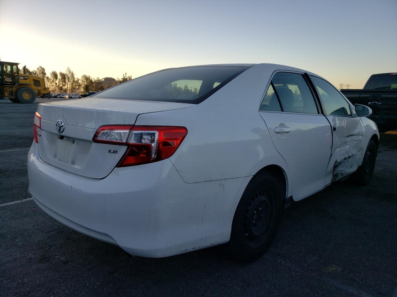 Photo 4 from auction – 2012 TOYOTA CAMRY BASE with VIN 4T1BF1FK5CU075727