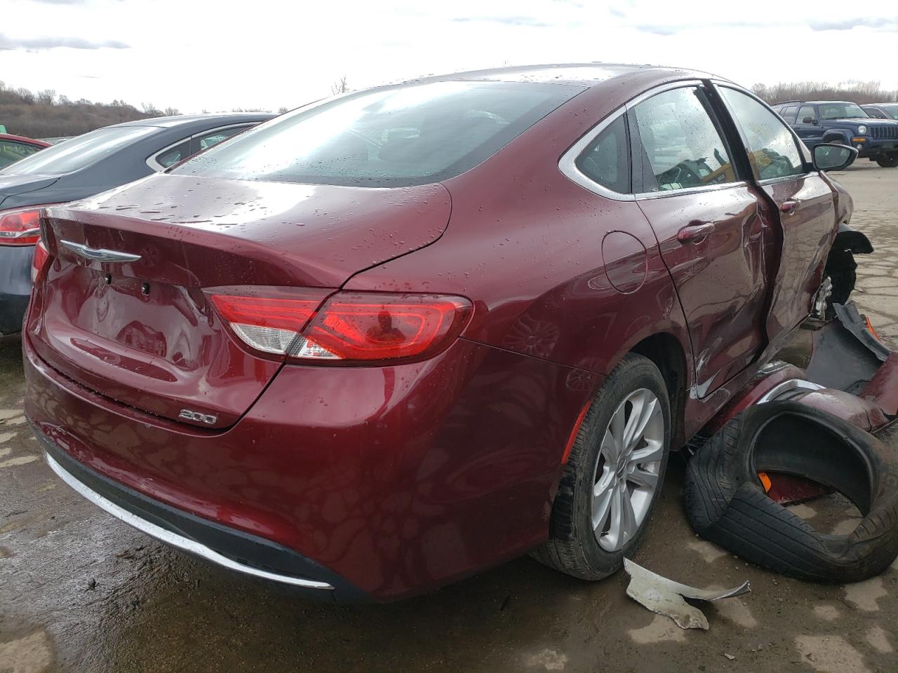 Photo 4 from auction – 2015 CHRYSLER 200 LIMITE with VIN 1C3CCCAB3FN668235