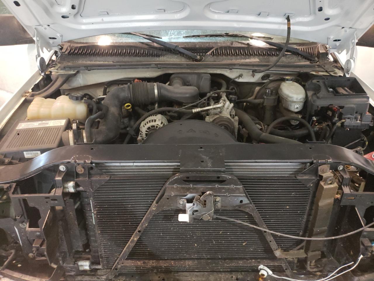 Photo 7 from auction – 2003 GMC NEW SIERRA with VIN 1GTEC14X63Z147188