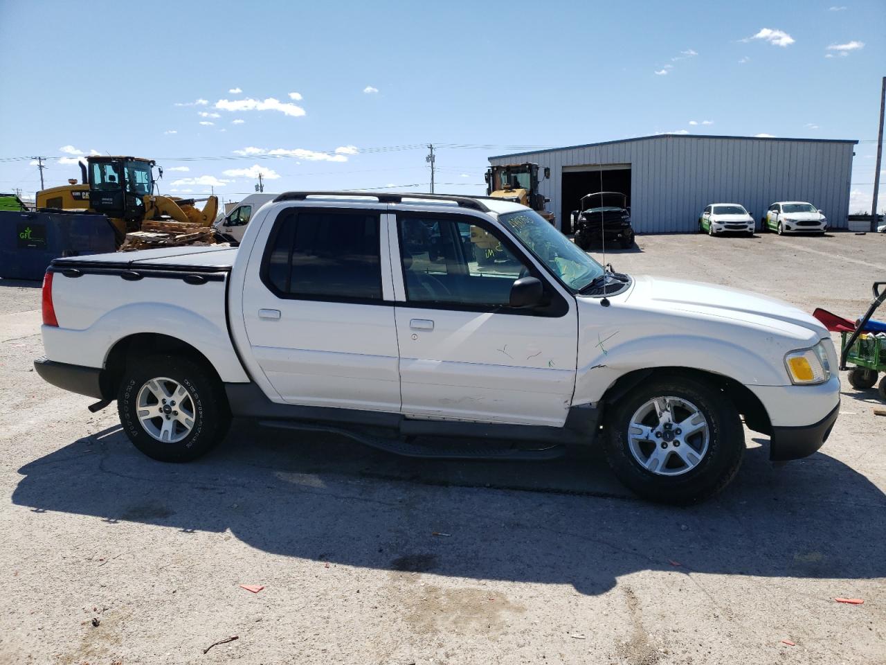 Photo 9 from auction – 2005 FORD EXPLORER S with VIN 1FMZU67K65UA88053