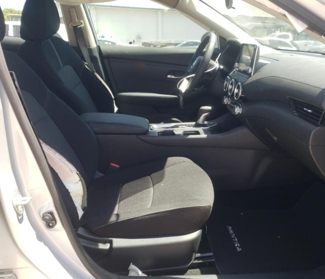 Photo 5 from auction – 2022 NISSAN SENTRA with VIN 3N1AB8CV3NY202433