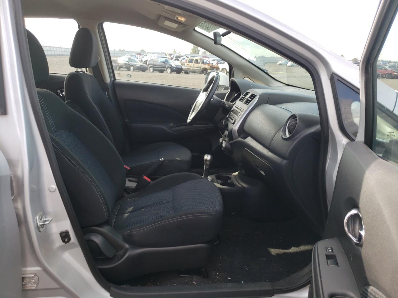 Photo 5 from auction – 2014 NISSAN VERSA NOTE with VIN 3N1CE2CP2EL376182