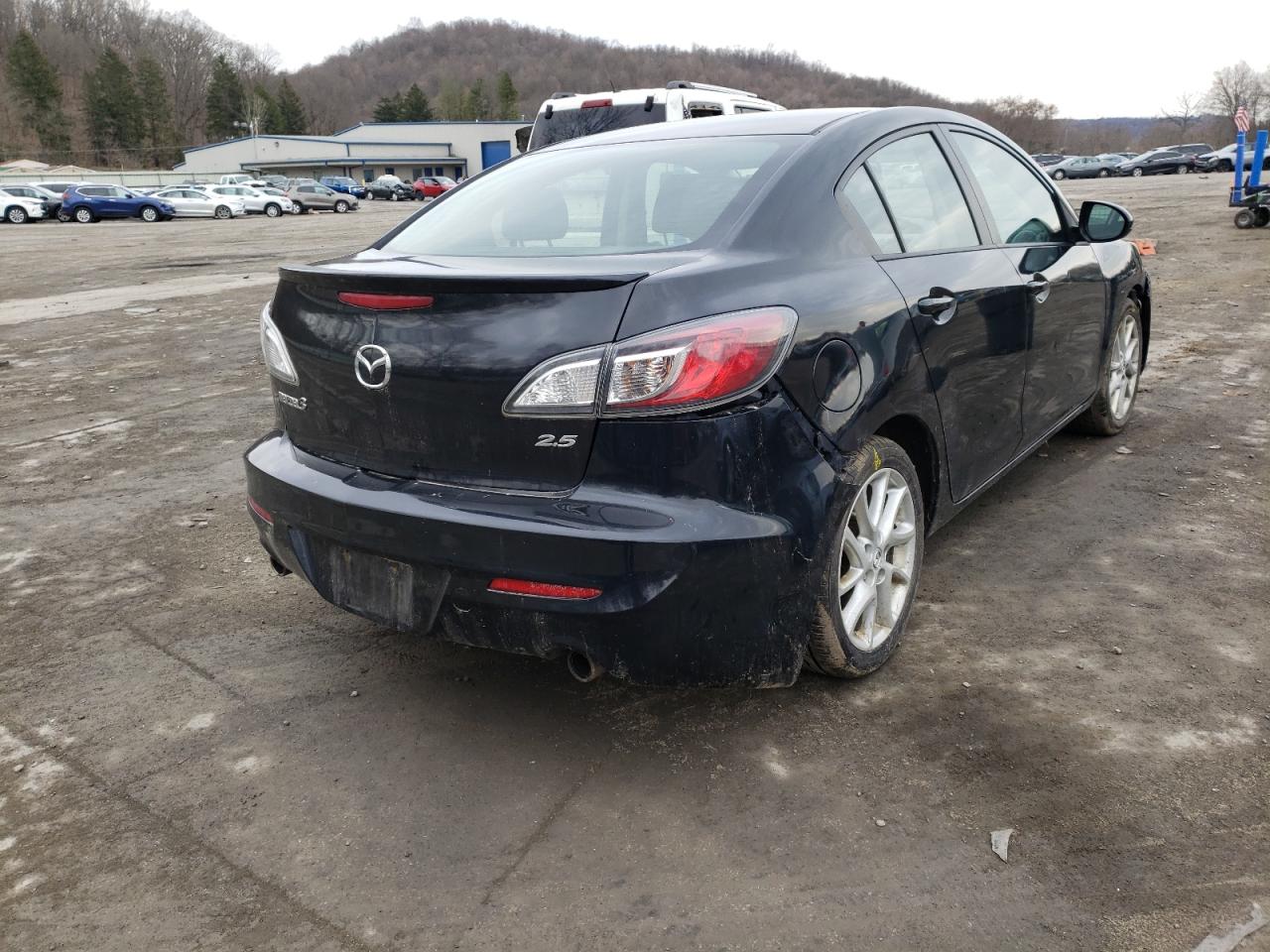 Photo 4 from auction – 2012 MAZDA 3 S with VIN JM1BL1V56C1503394