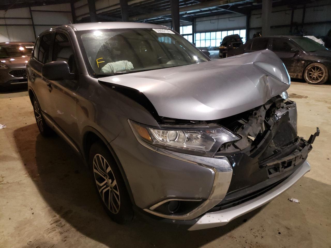 MITSUBISHI OUTLANDER 2016 with VIN JA4AZ3A31GZ041967 - Photo from auction