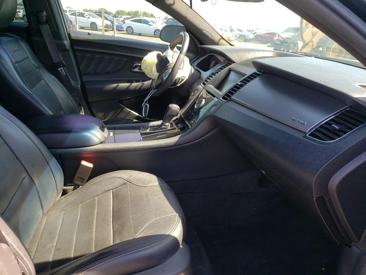 Photo 5 from auction – 2013 FORD TAURUS SHO with VIN 1FAHP2KT4DG120954