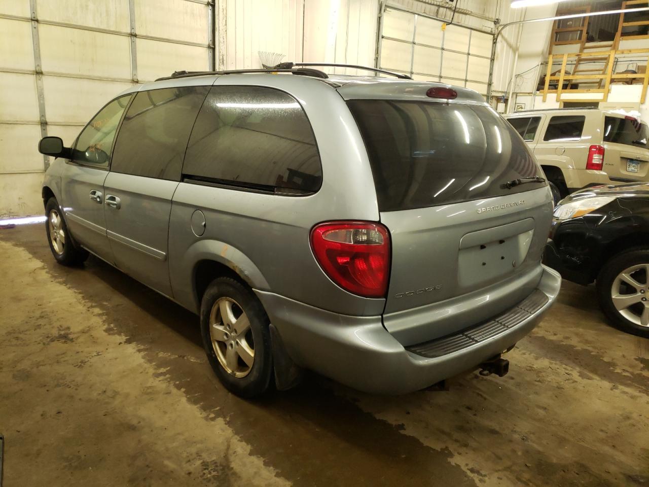 Photo 3 from auction – 2006 DODGE GRAND CARA with VIN 2D4GP44L26R758980