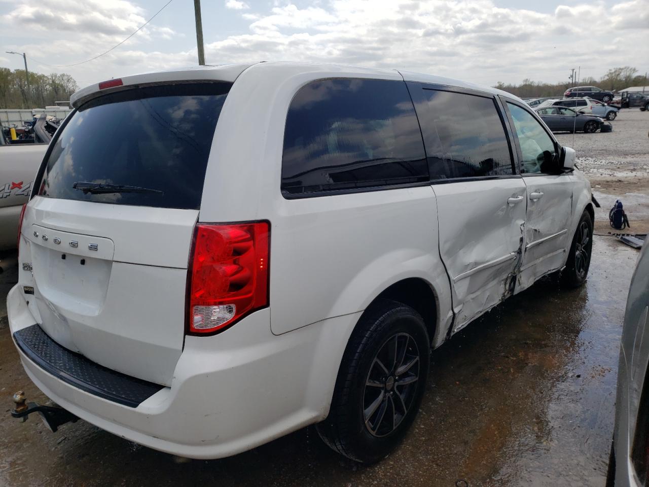 Photo 4 from auction – 2014 DODGE GRAND CARA with VIN 2C4RDGCG6ER202805