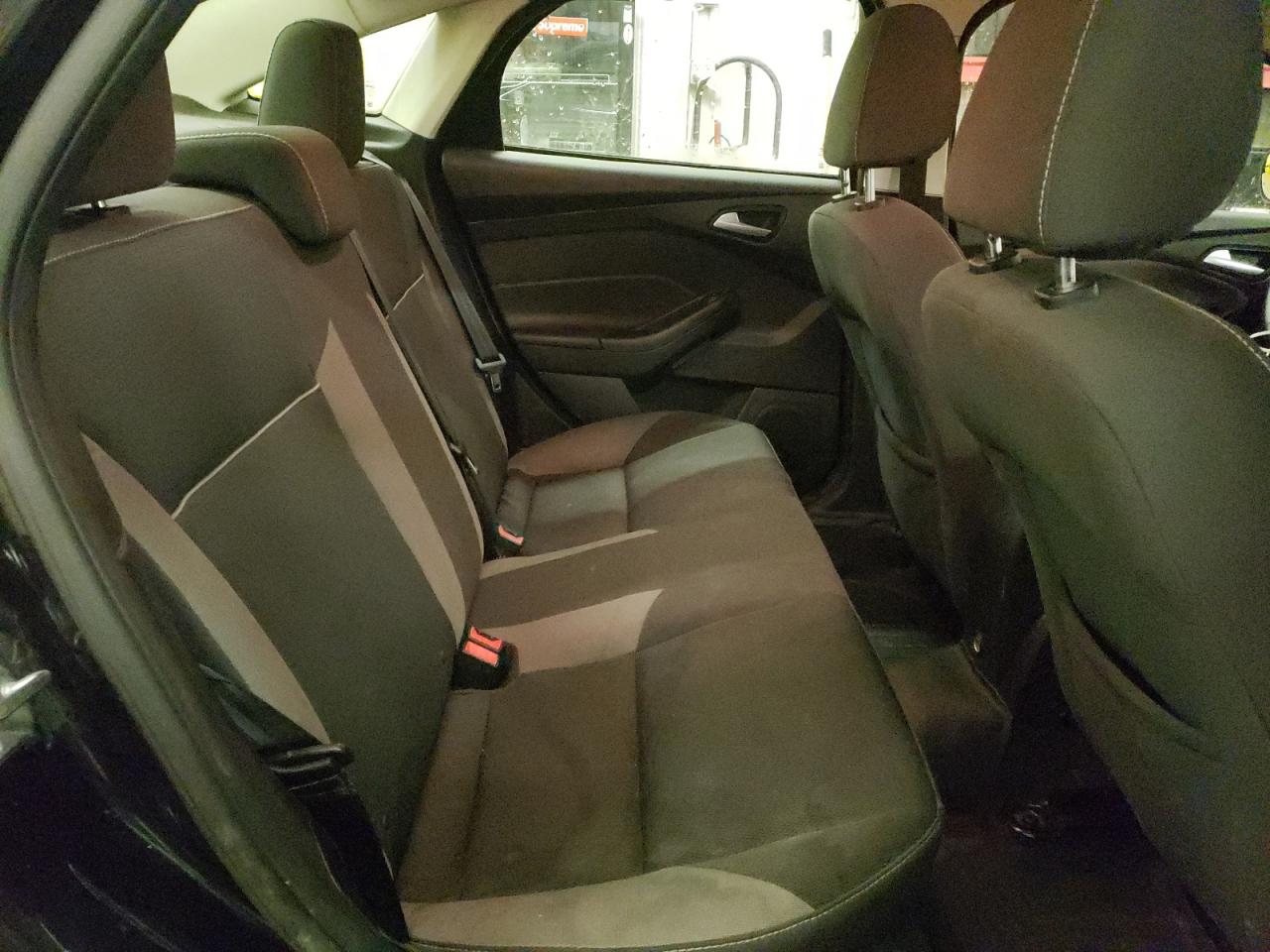 Фото 6 с аукциона – 2014 FORD FOCUS SE с VIN 1FADP3F2XEL391130