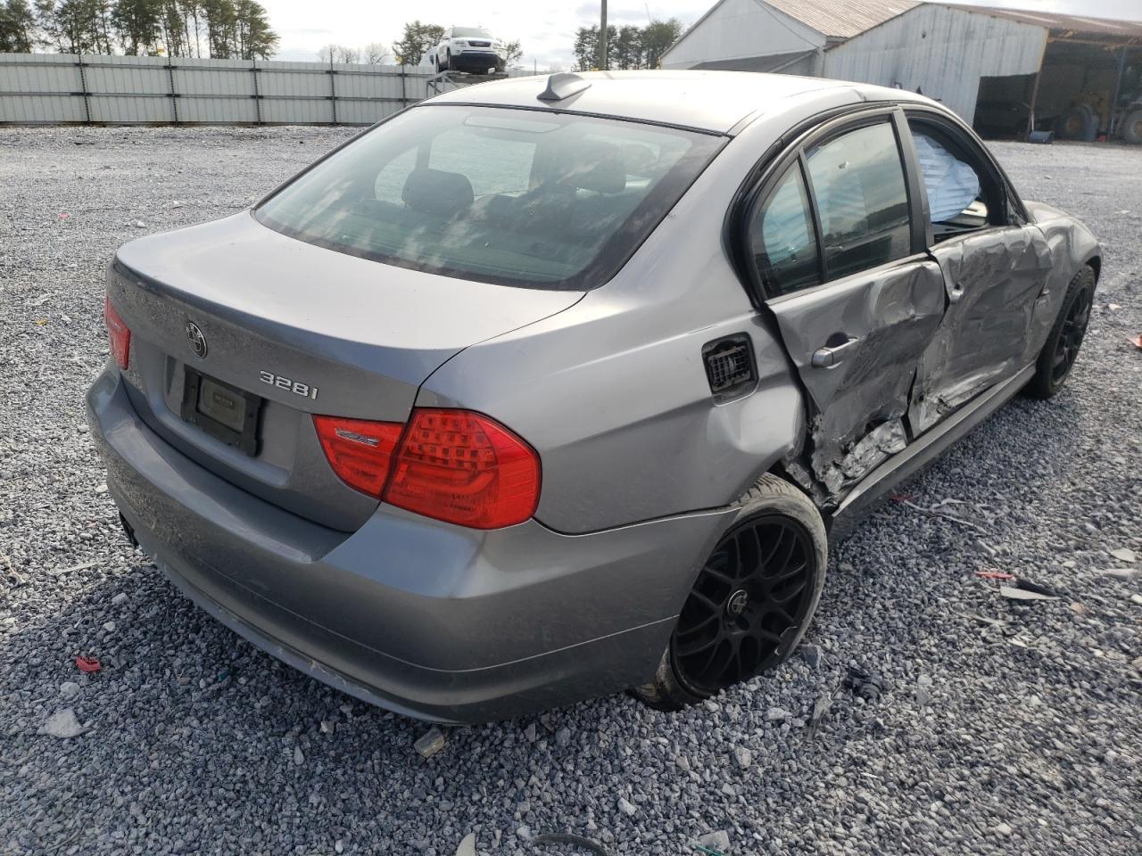 Photo 4 from auction – 2011 BMW 328 XI with VIN WBAPK7C51BF084786