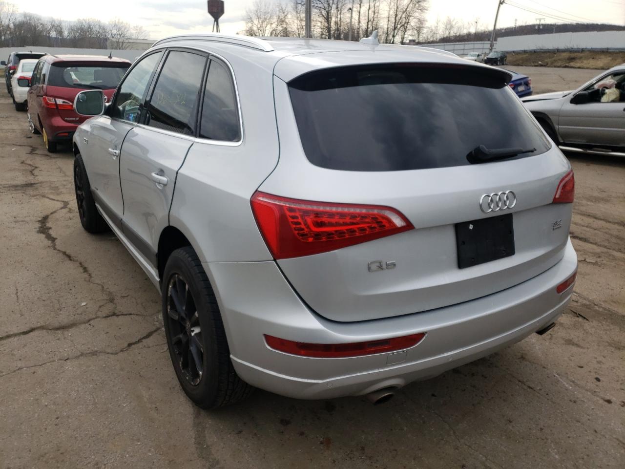 Photo 3 from auction – 2010 AUDI Q5 PREMIUM with VIN WA1LKAFP6AA035794
