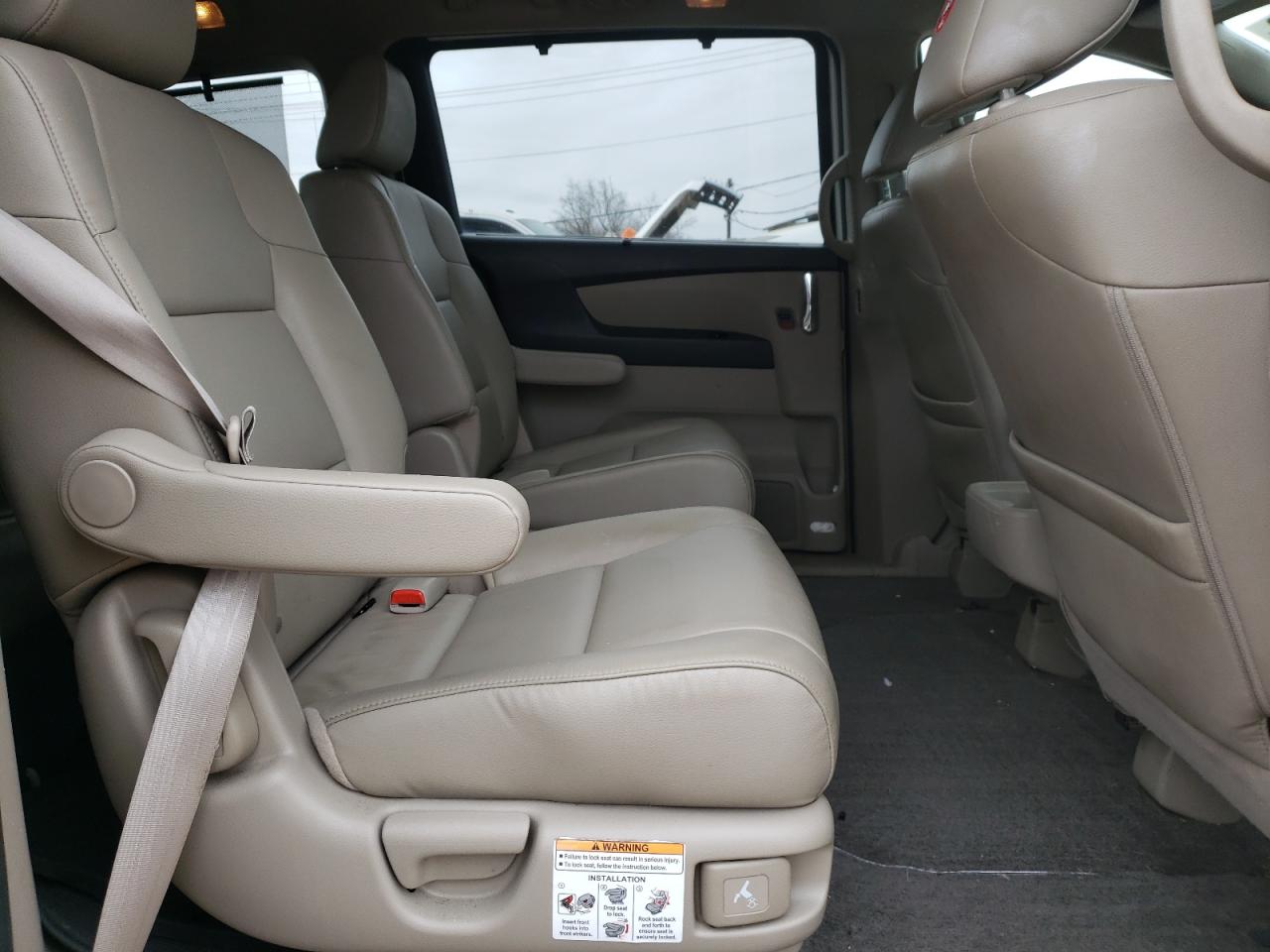Photo 6 from auction – 2015 HONDA ODYSSEY TO with VIN 5FNRL5H97FB090014