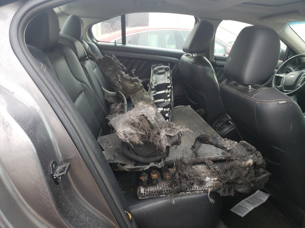 Photo 6 from auction – 2011 FORD TAURUS SEL with VIN 1FAHP2EW6BG100384