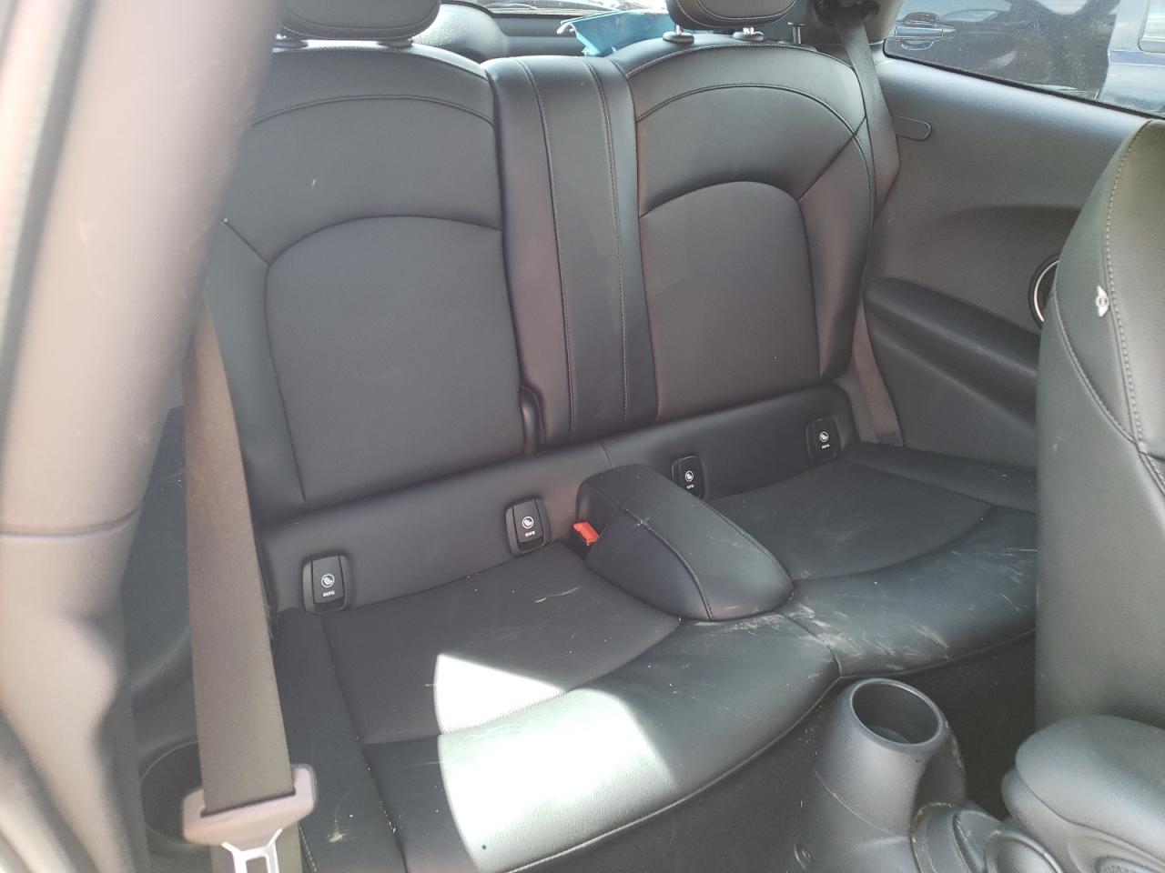 Photo 6 from auction – 2015 MINI COOPER S with VIN WMWXP7C50F2A36794