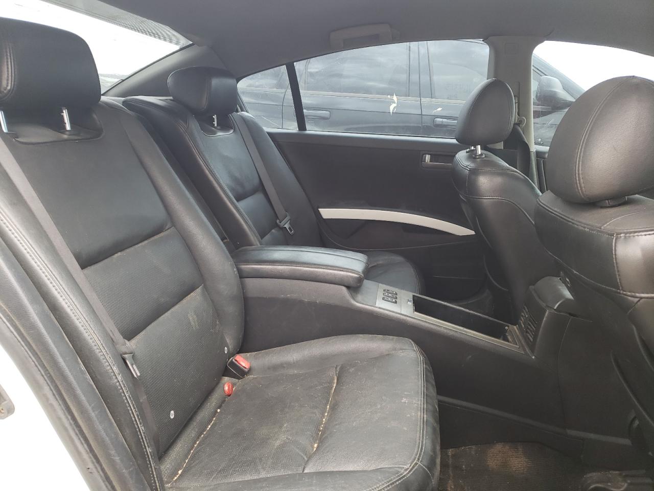 Photo 6 from auction – 2004 NISSAN MAXIMA SE with VIN 1N4BA41EX4C808213