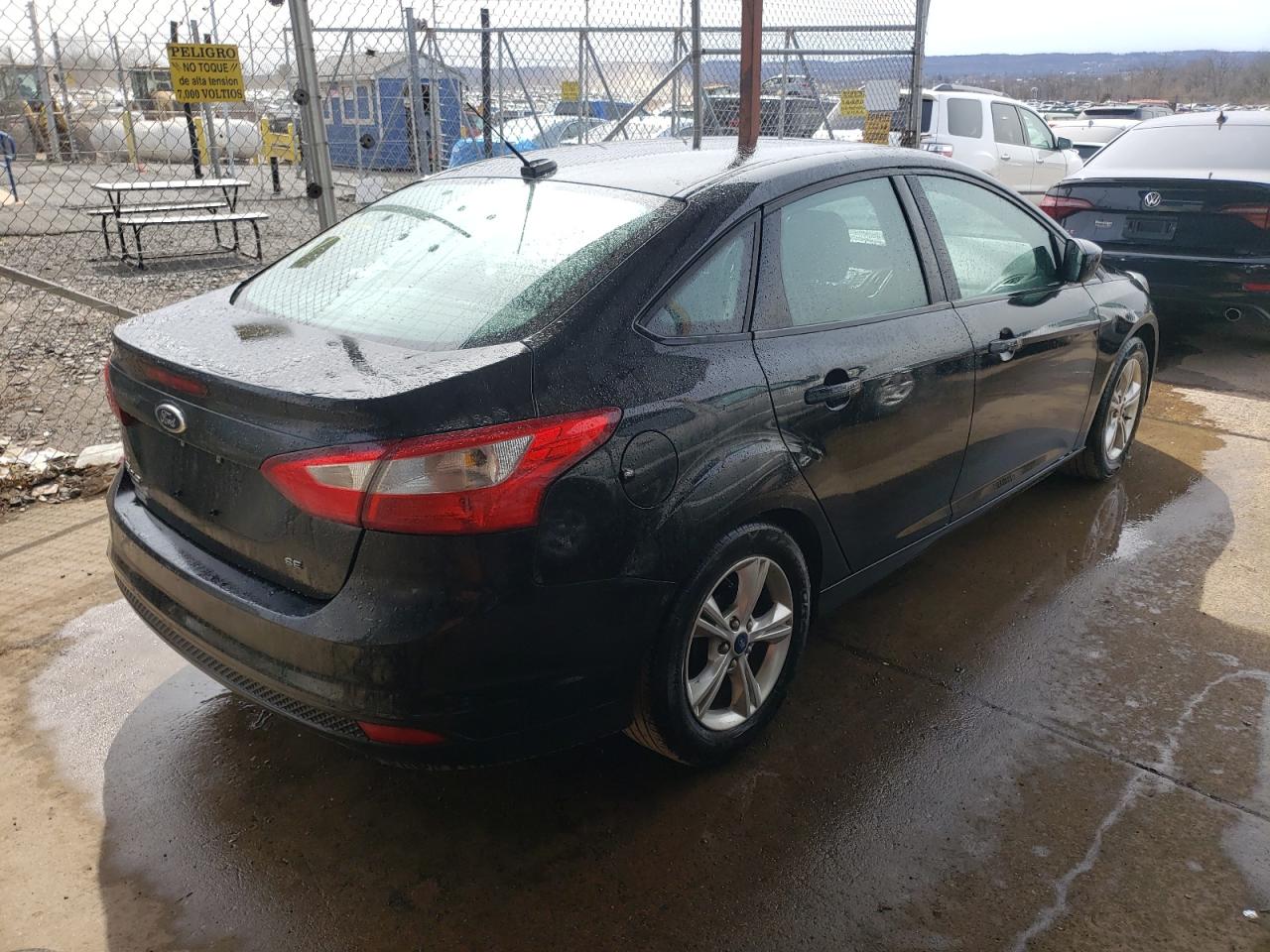 Photo 4 from auction – 2012 FORD FOCUS SE with VIN 1FAHP3F29CL469640