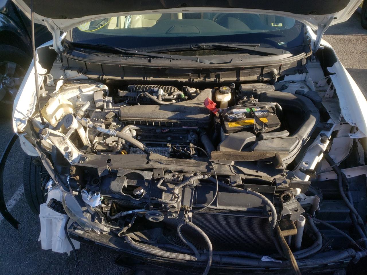 Photo 7 from auction – 2015 NISSAN ROGUE S with VIN 5N1AT2MT5FC846896