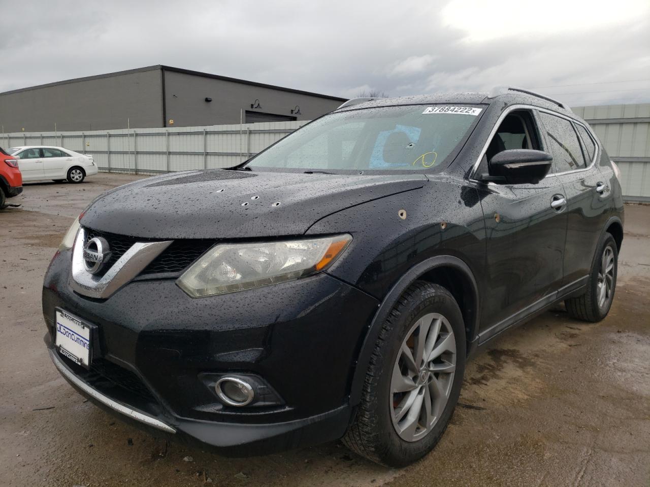 Photo 2 from auction – 2015 NISSAN ROGUE S with VIN 5N1AT2MT6FC775983