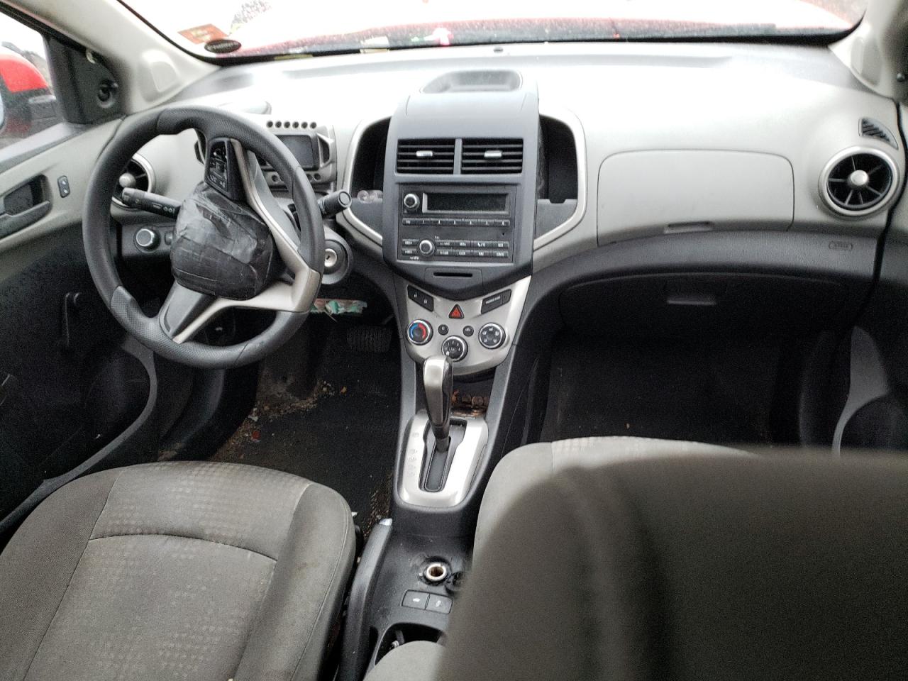 Photo 9 from auction – 2015 CHEVROLET SONIC LS with VIN 1G1JA5SH4F4206465