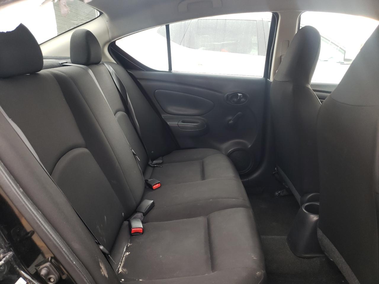 Photo 6 from auction – 2017 NISSAN VERSA S with VIN 3N1CN7AP5HL841476