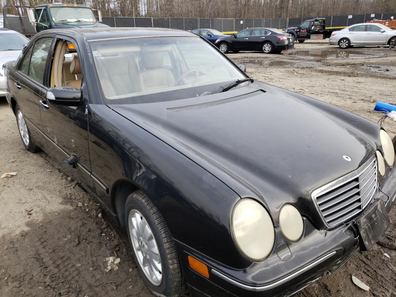 Photo 9 from auction – 2002 MERCEDES-BENZ E 320 4MAT with VIN WDBJF82J02X067861