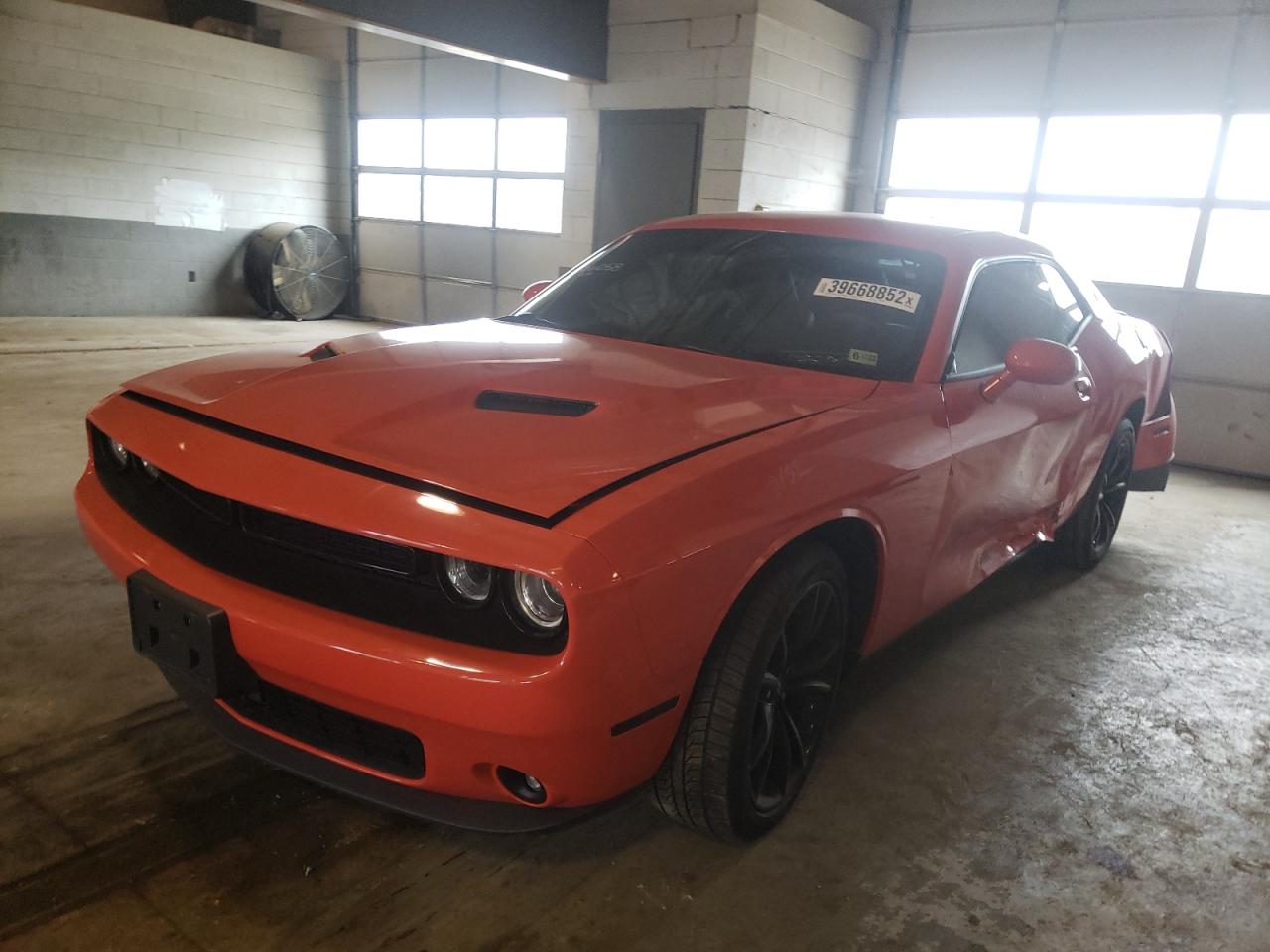 Photo 12 from auction – 2018 DODGE CHALLENGER with VIN 2C3CDZAG0JH149852