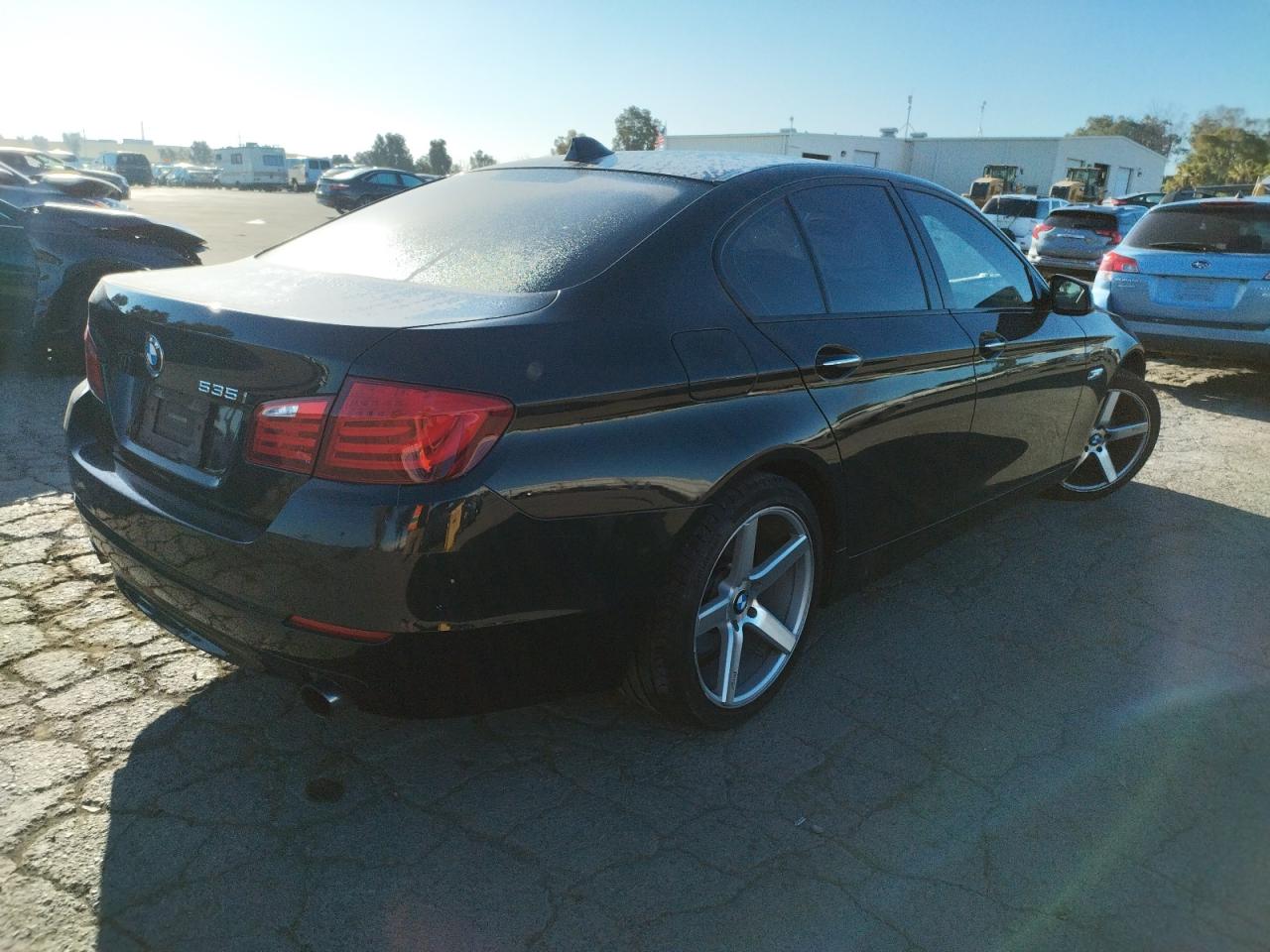 Photo 4 from auction – 2011 BMW 535 I with VIN WBAFR7C52BC801138