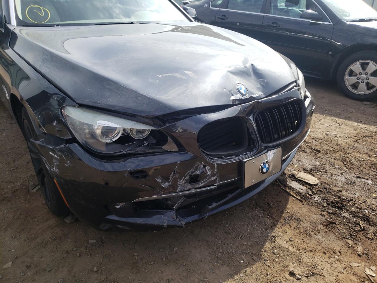 Photo 9 from auction – 2009 BMW 750 LI with VIN WBAKB835X9CY62630